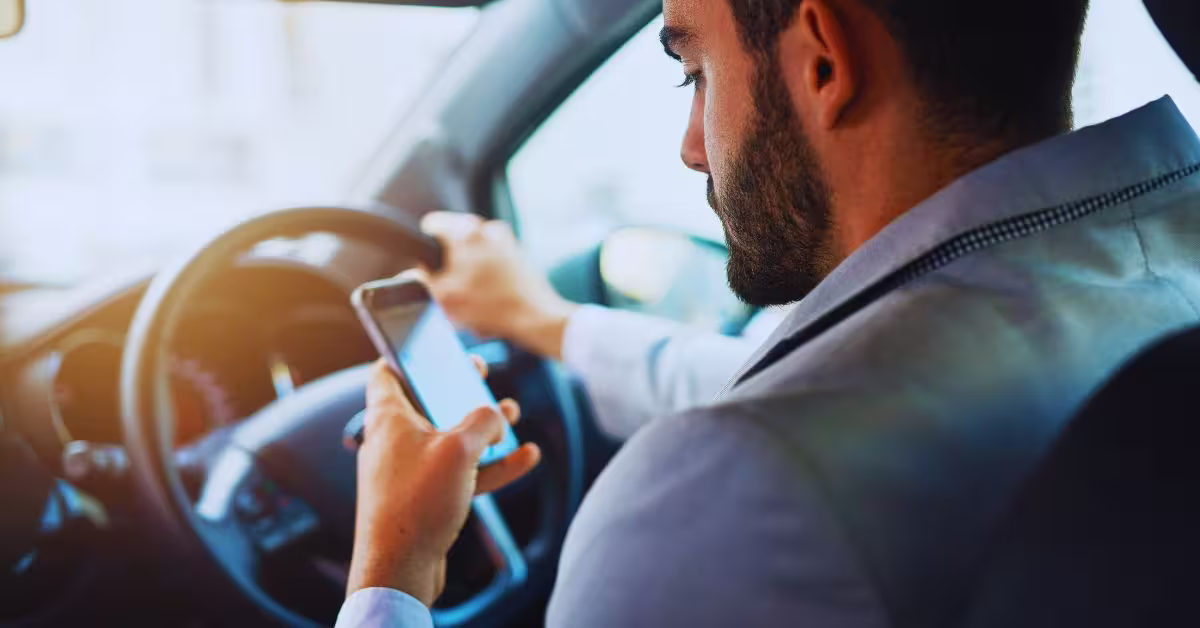Missouri’s Hands-Free Driving Law: What You Need to Know Before January 2025 Enforcement Begins | Attorney Blog